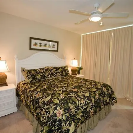 1710 Aqua Apartment